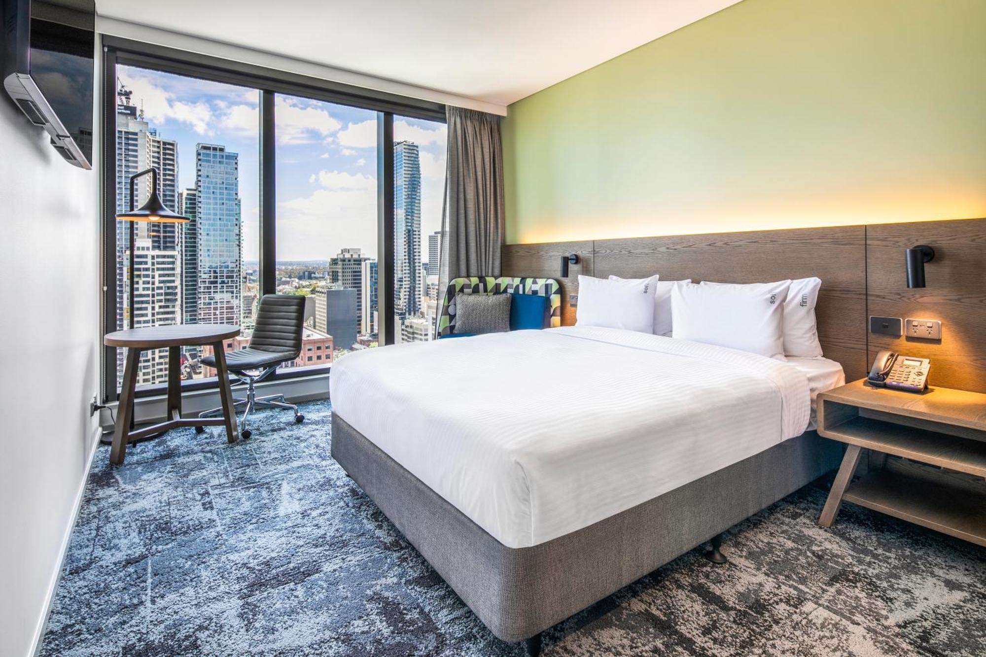 Hotel Express Little Collins By Ihg 4*